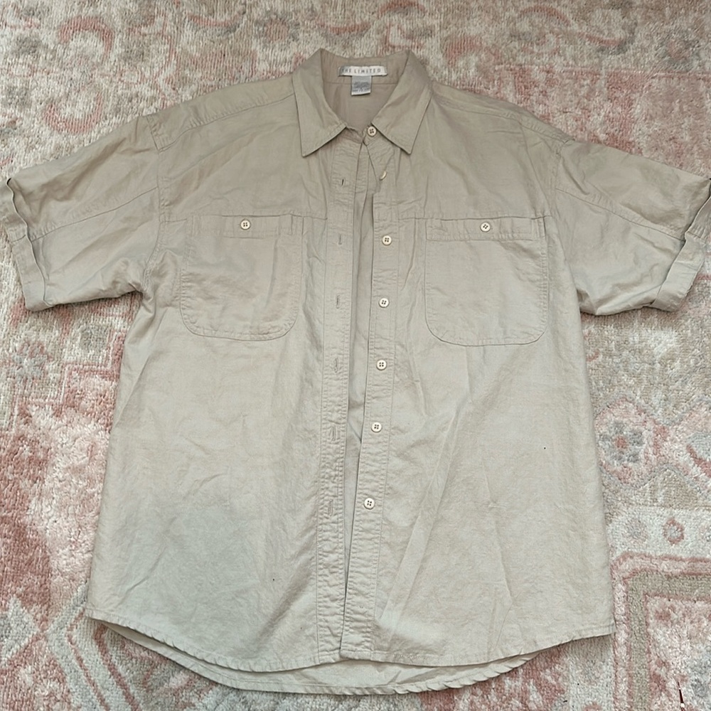 The limited short sleeve button down
